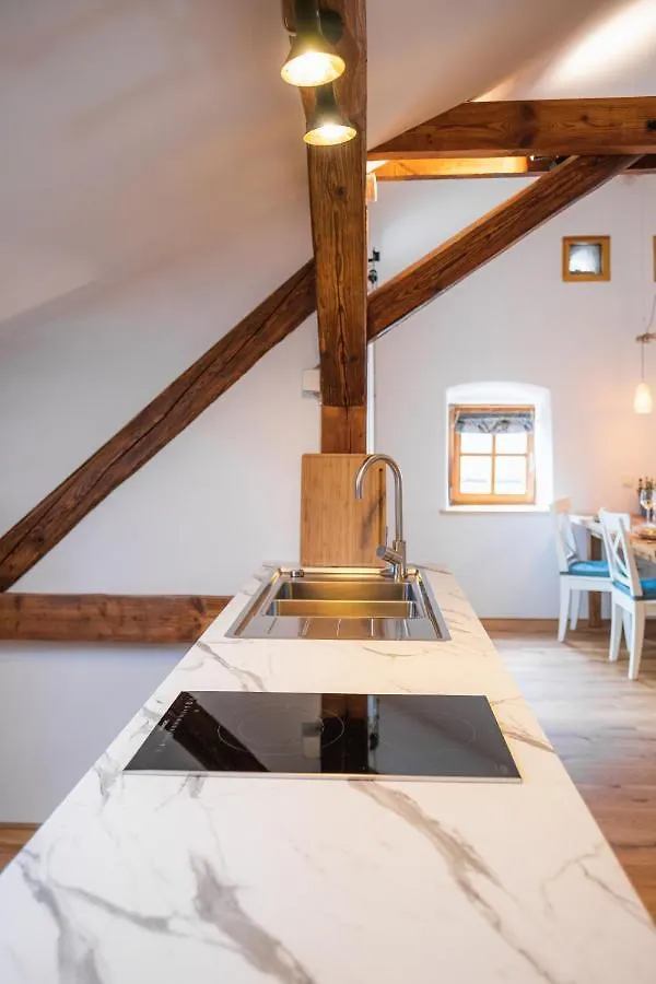 公寓 Ambiente & Comfort Im Historischen Anwesen Walting