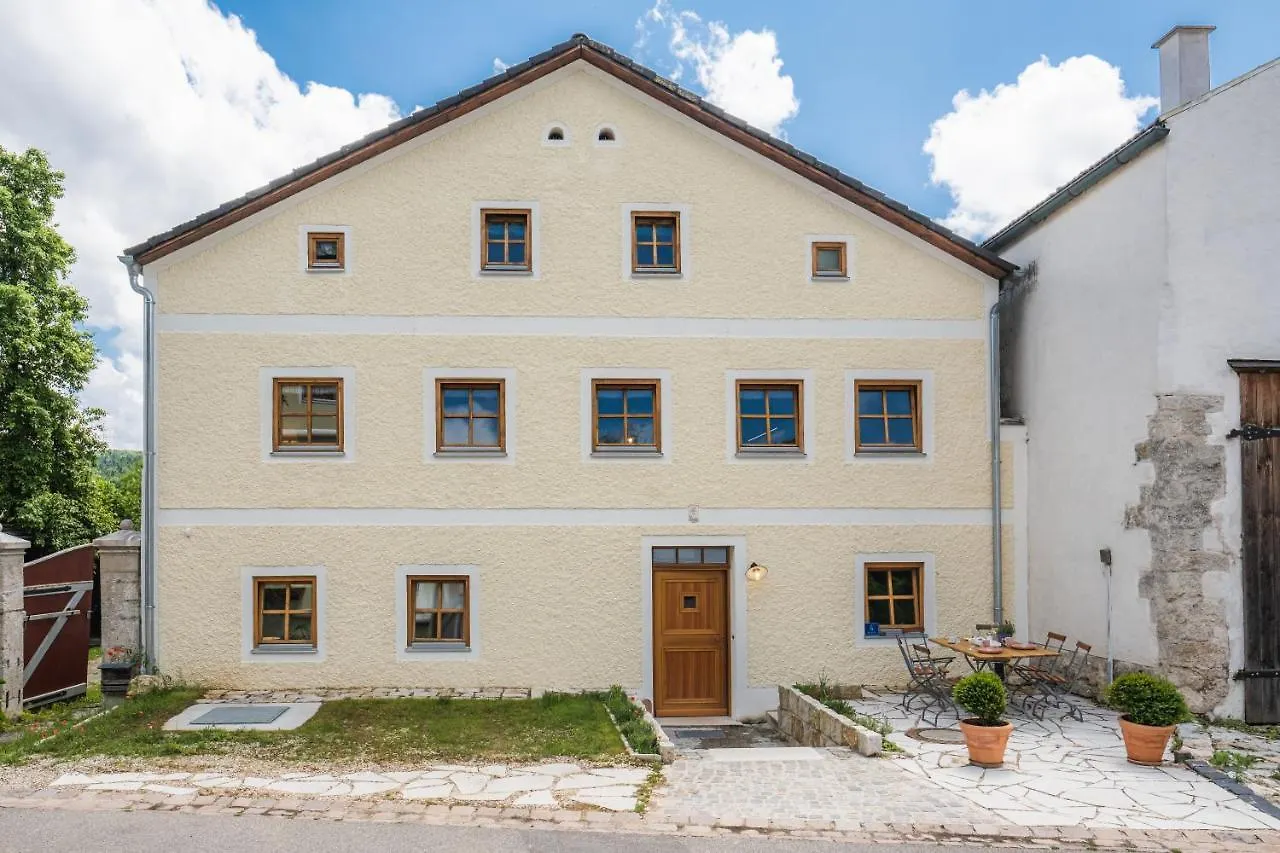 Ambiente & Comfort Im Historischen Anwesen Walting 0*,  德国